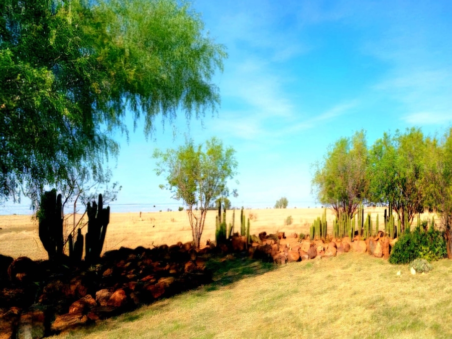  Bedroom Property for Sale in Bloemhof North West